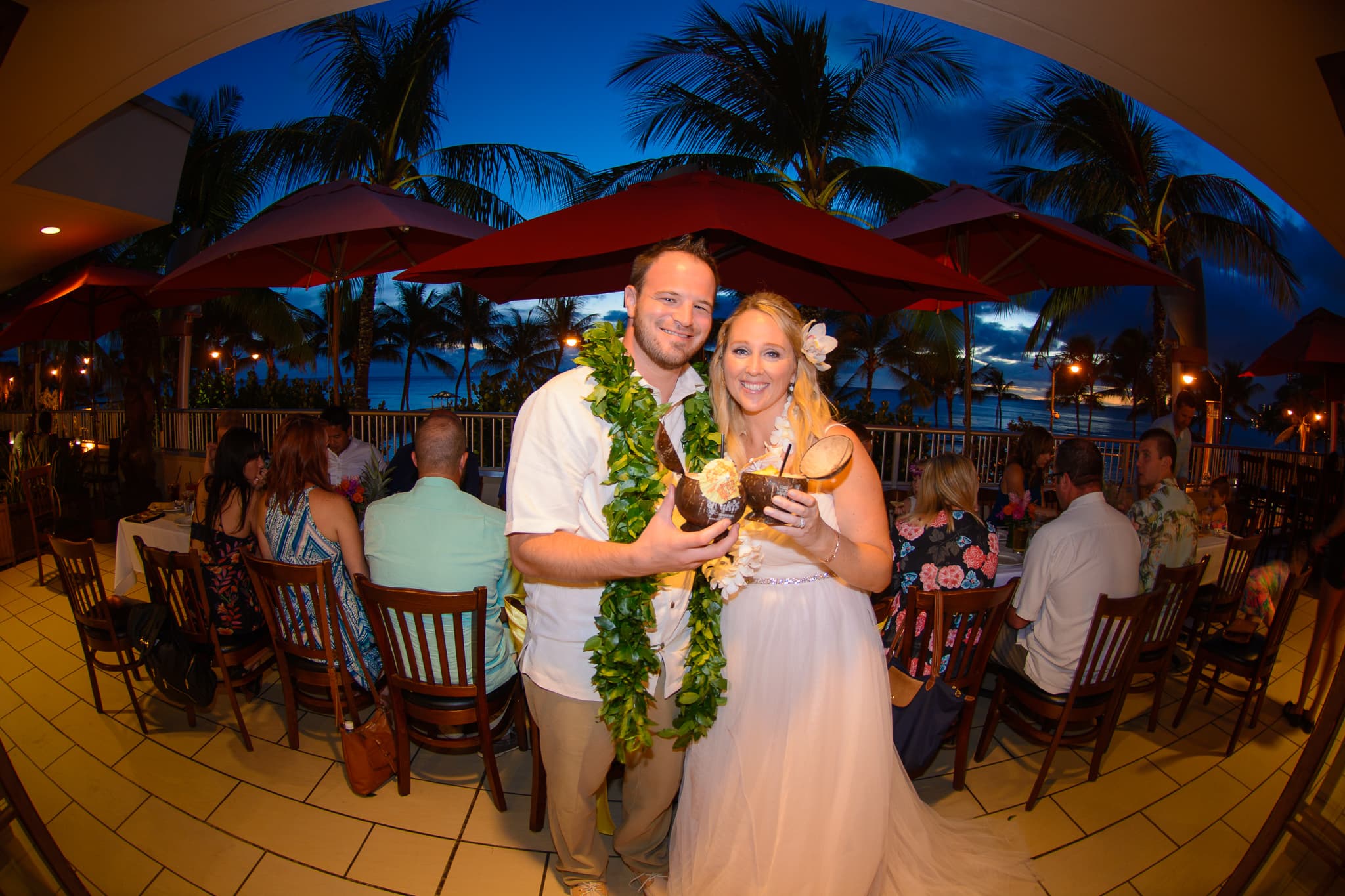 Oahu Coastline Wedding — photo 9 of 9