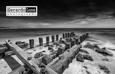 Black and white traces of a pier