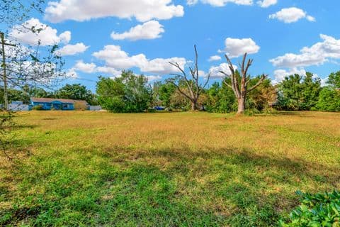 Vacant lot, Tampa Bay