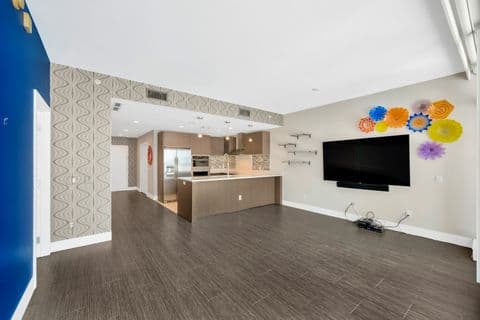 Virtually staged room, Tampa Bay listing