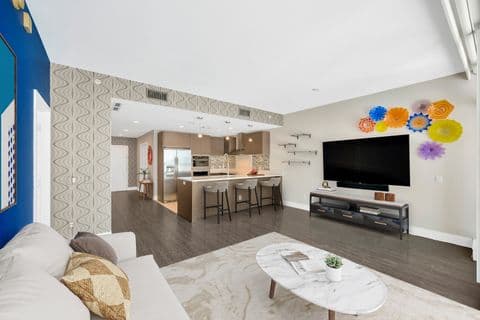Virtually staged room, Tampa Bay listing