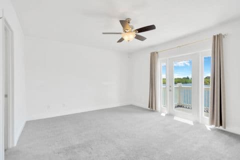 Virtually staged room, Tampa Bay listing