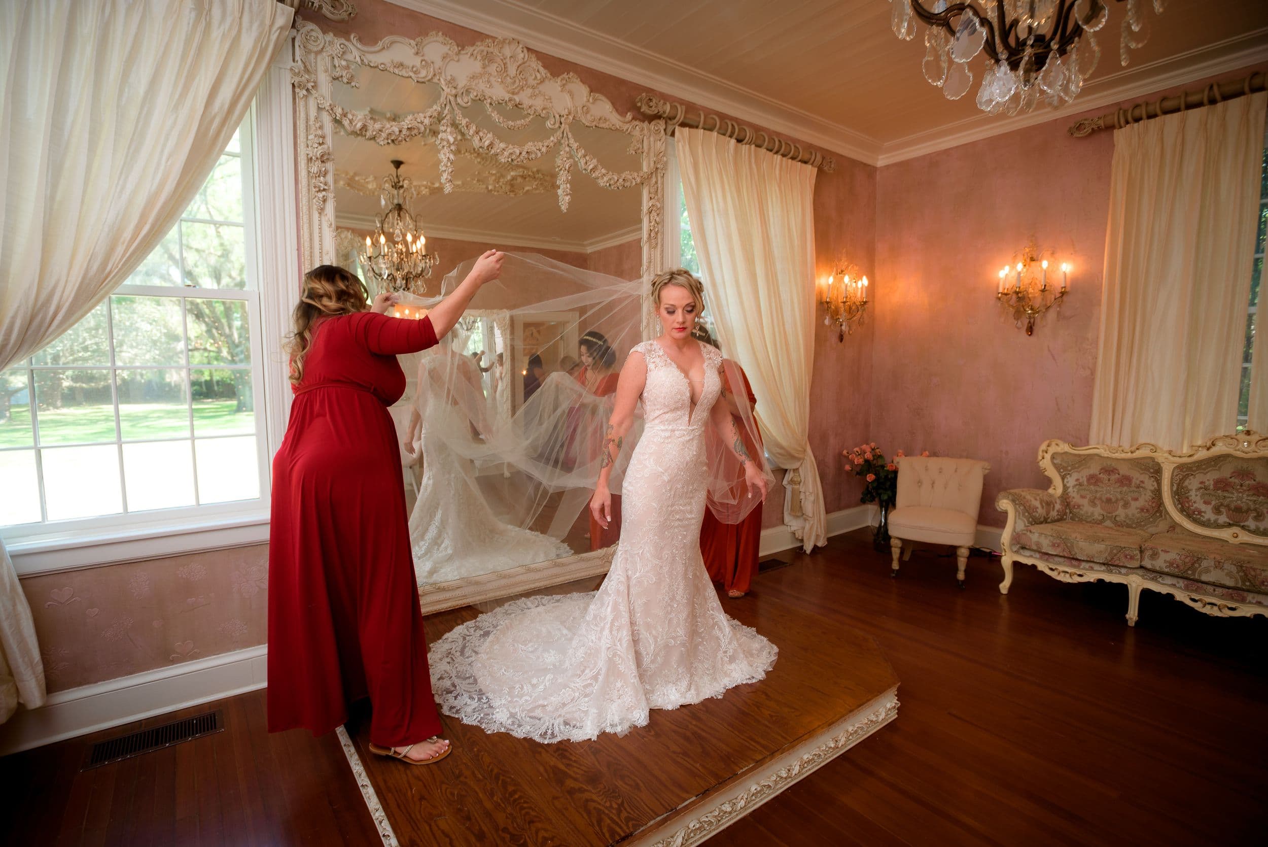 Chandelier Ballroom Wedding — photo 2 of 17