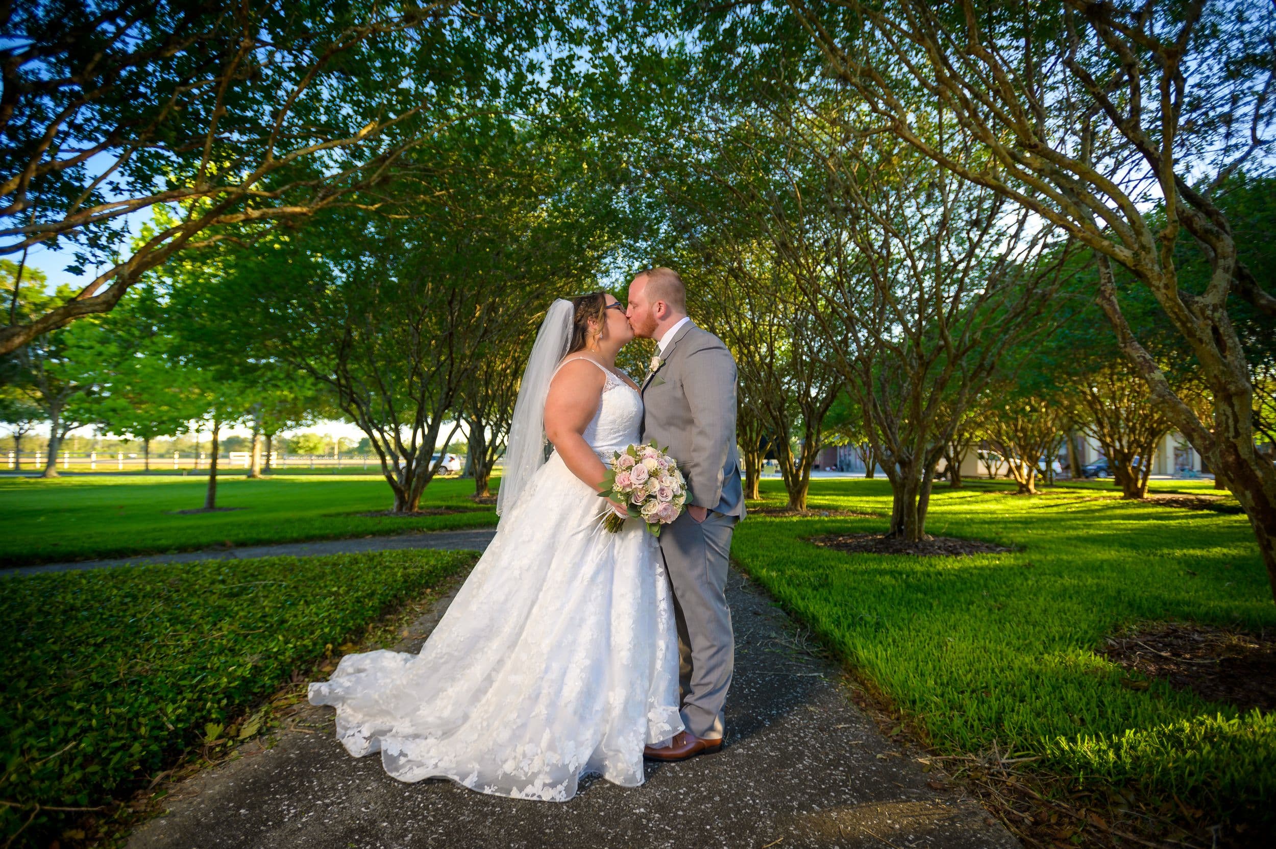 Golf Course Wedding Party — photo 9 of 11