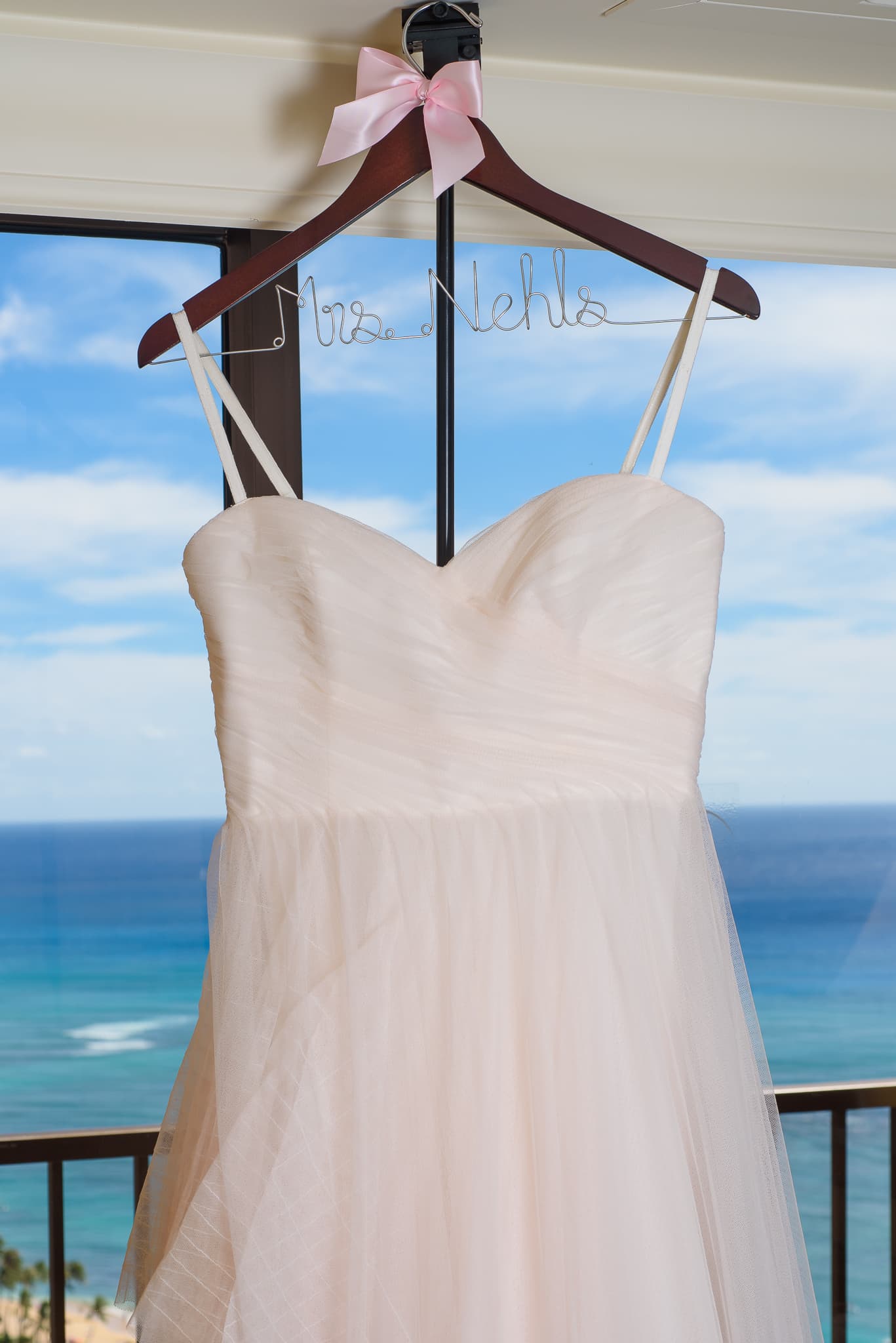 Oahu Coastline Wedding — photo 2 of 9