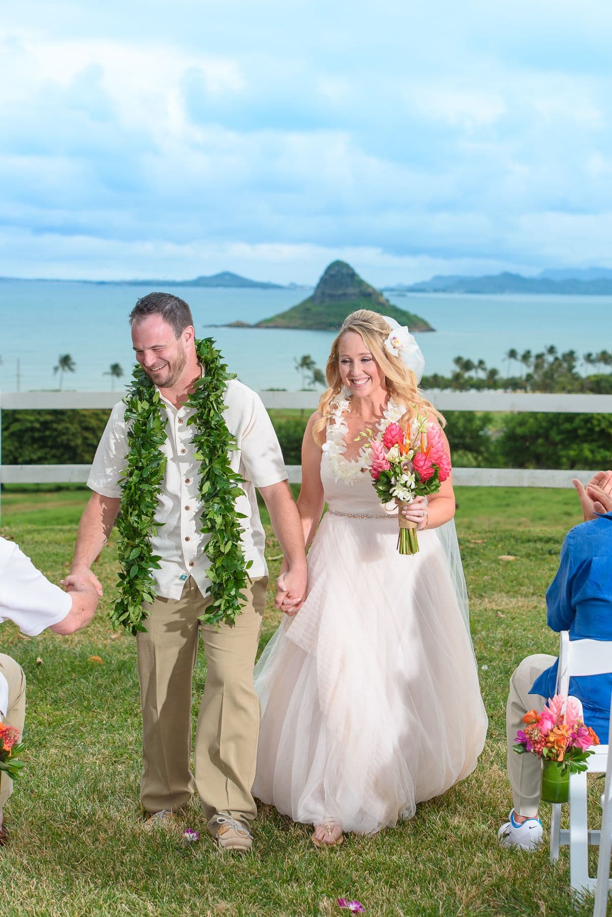 Oahu Coastline Wedding wedding